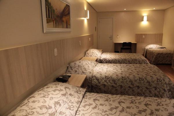 Golden Hotel - O Mais Central - Pet Friendly Chapeco Room photo