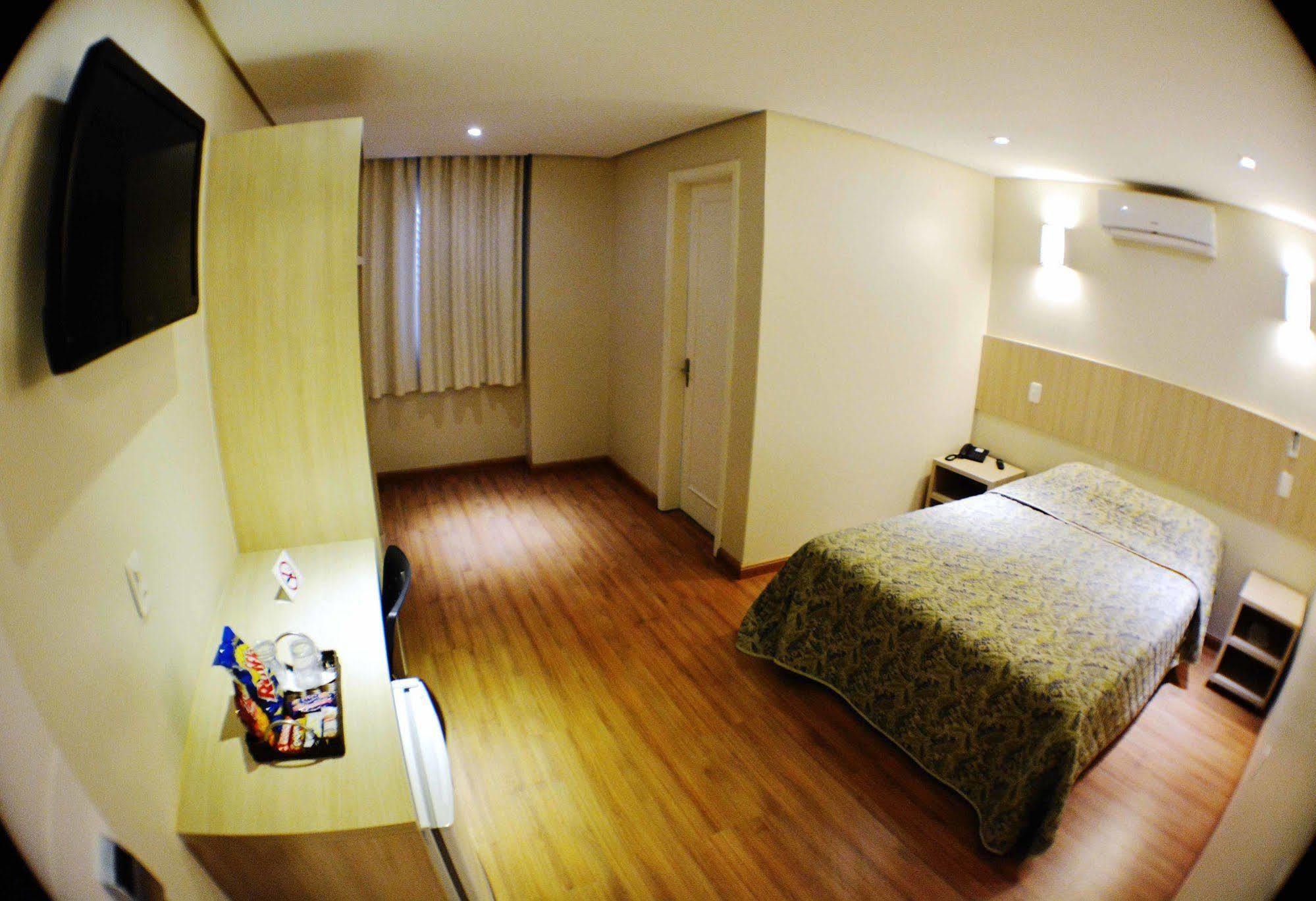 Golden Hotel - O Mais Central - Pet Friendly Chapeco Exterior photo